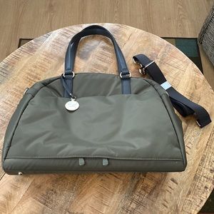 NWOT- Lo and Sons OMG laptop/travel bag